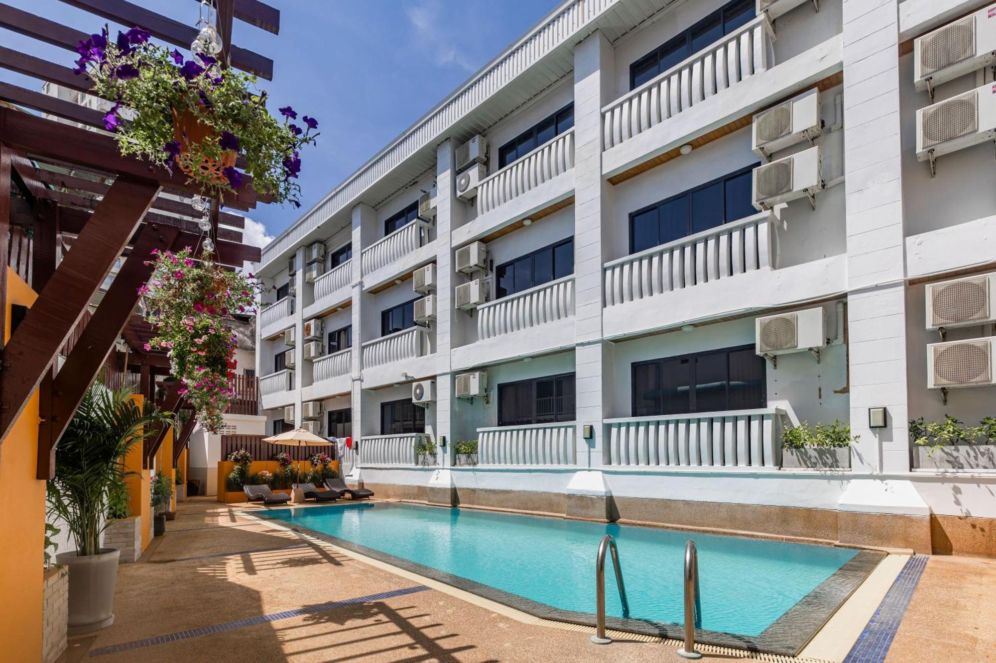Rattana Beach Hotel Karon Exterior foto