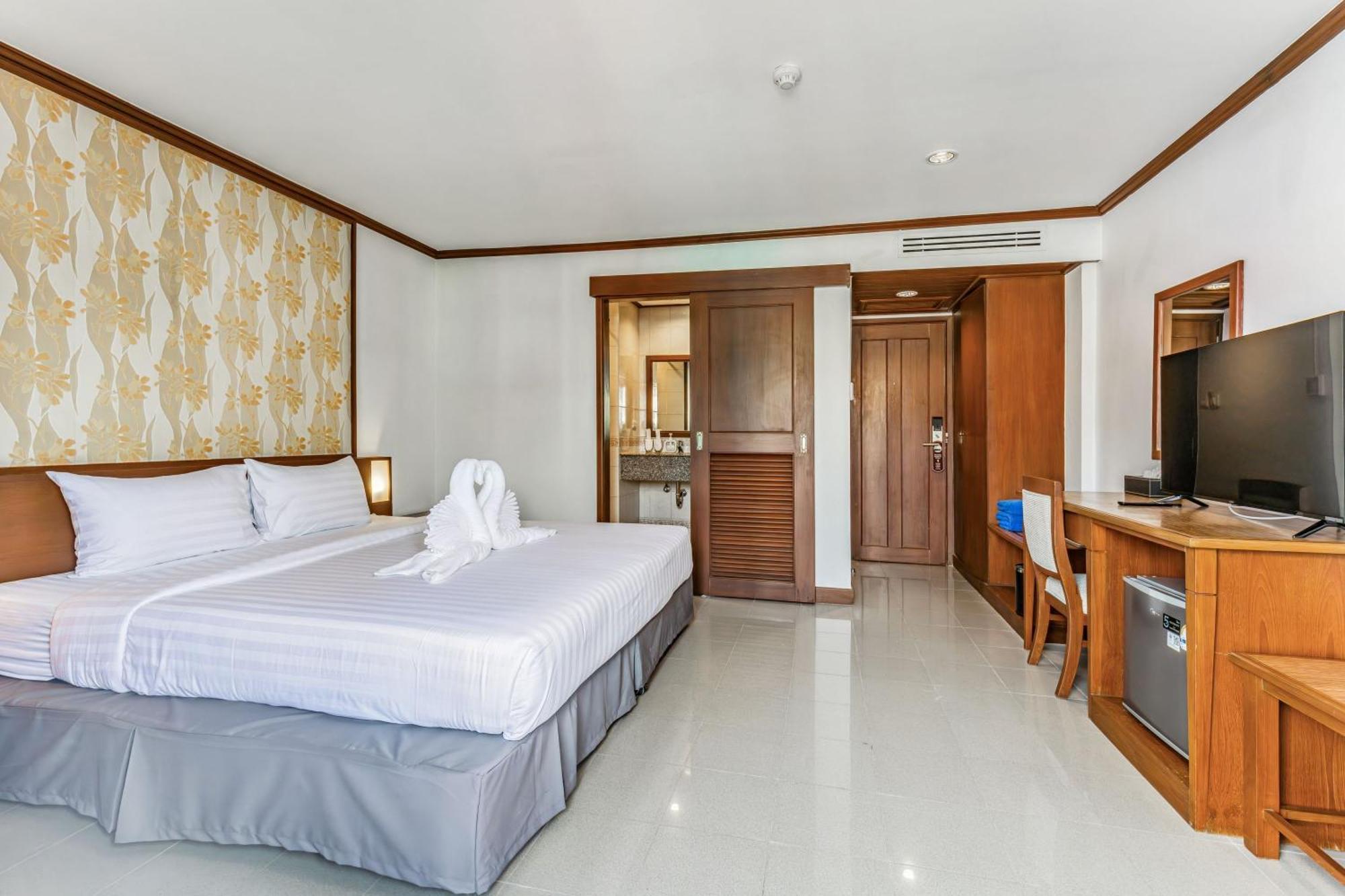 Rattana Beach Hotel Karon Exterior foto