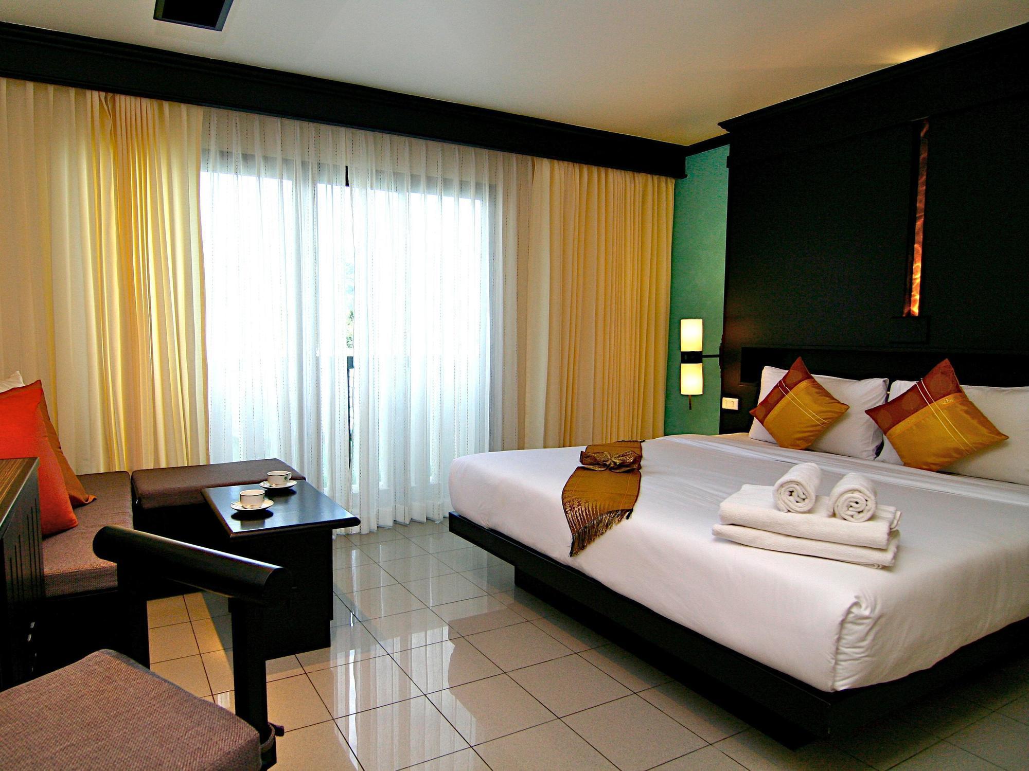 Rattana Beach Hotel Karon Exterior foto