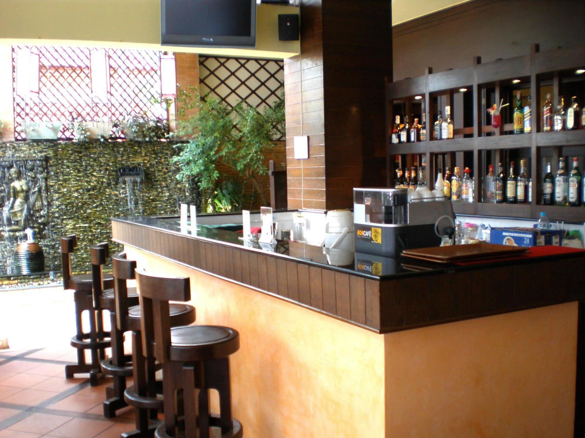 Rattana Beach Hotel Karon Exterior foto