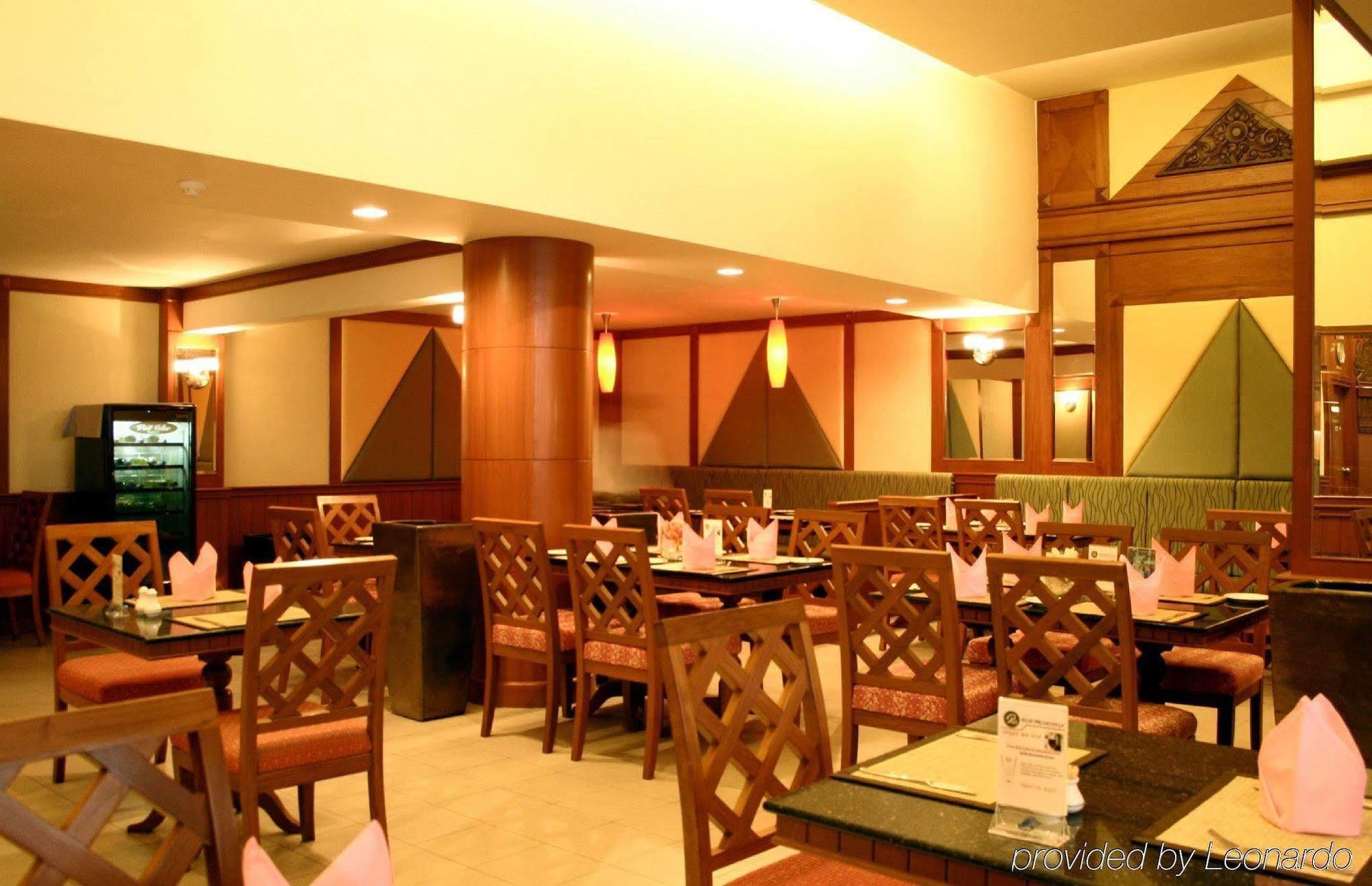 Rattana Beach Hotel Karon Exterior foto
