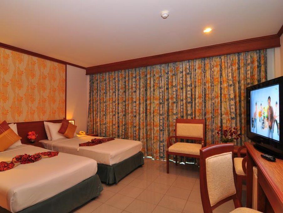 Rattana Beach Hotel Karon Exterior foto